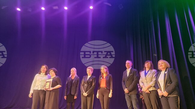 На тържествена церемония Стара Загора отличи своите съвременни будители