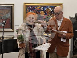 Плевен - писатели - награди