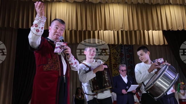 Ilia Lukov and the Talents of Bessarabia Celebrate 30 Years of Music with Love