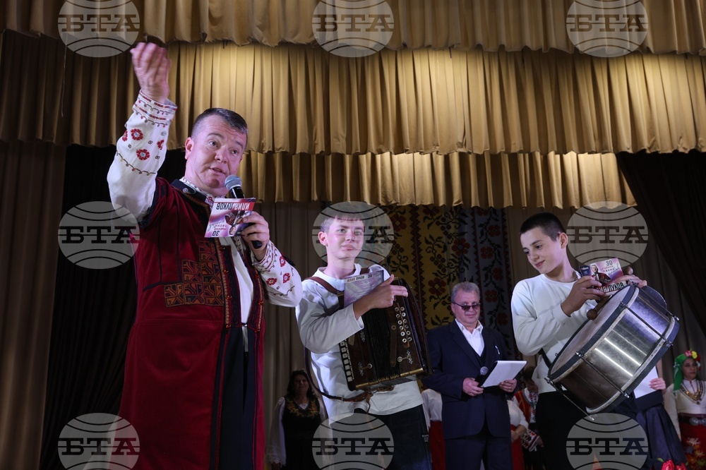 Ilia Lukov and the Talents of Bessarabia Celebrate 30 Years of Music with Love