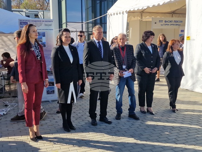 Горна Оряховица - Конкурс изложение за младежко техническо творчество