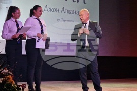 Търговище - ПГИИ „Джон Атанасов“ - празничен концерт