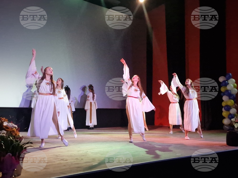 Търговище - ПГИИ „Джон Атанасов“ - празничен концерт