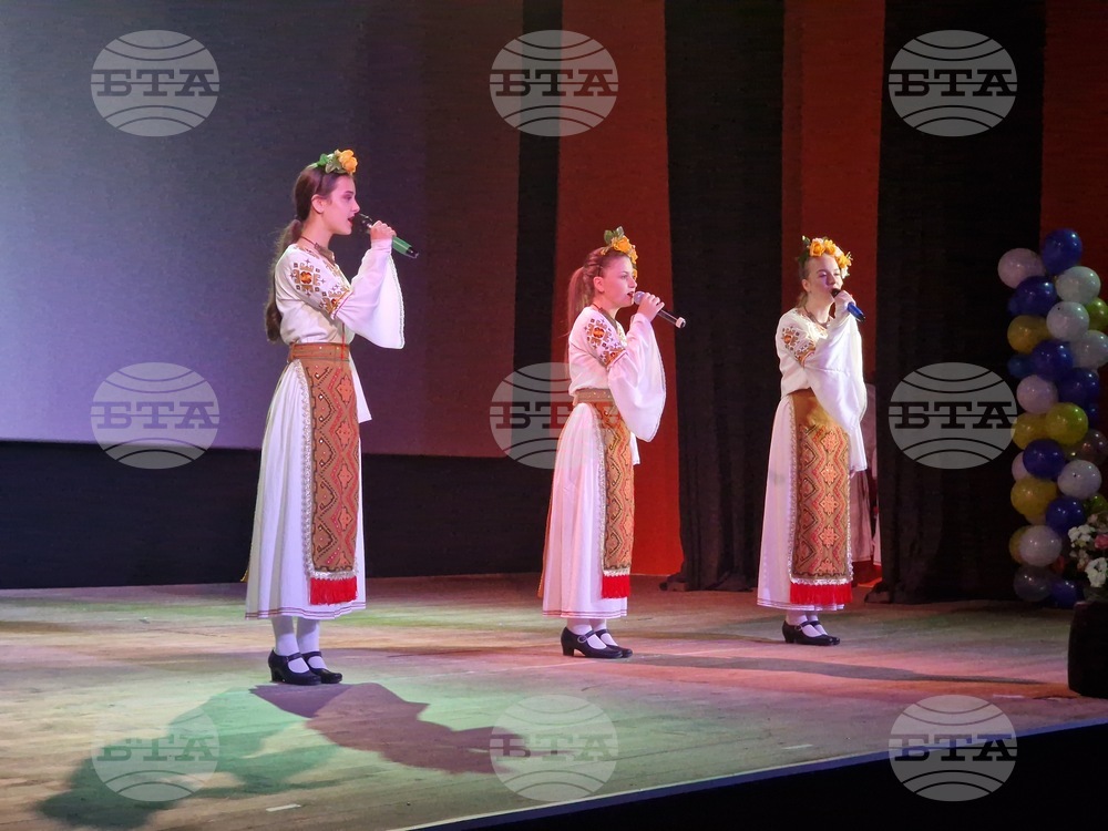 Търговище - ПГИИ „Джон Атанасов“ - празничен концерт