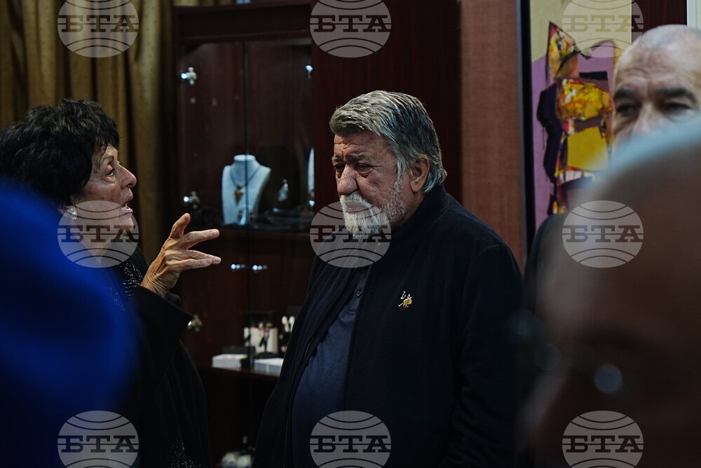 Пловдив - съвместна изложба - Вежди Рашидов  и Васил Стоев