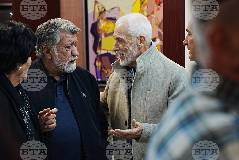 Художникът Васил Стоев и скулпторът Вежди Рашидов откриха съвместна изложба в Пловдив