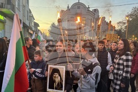 Казанлък - Ден на народните будители - факелно шествие