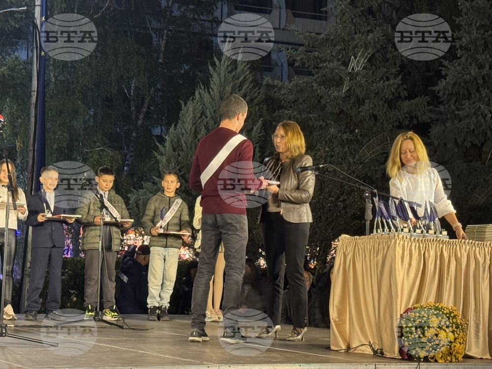 Казанлък - Ден на народните будители - факелно шествие