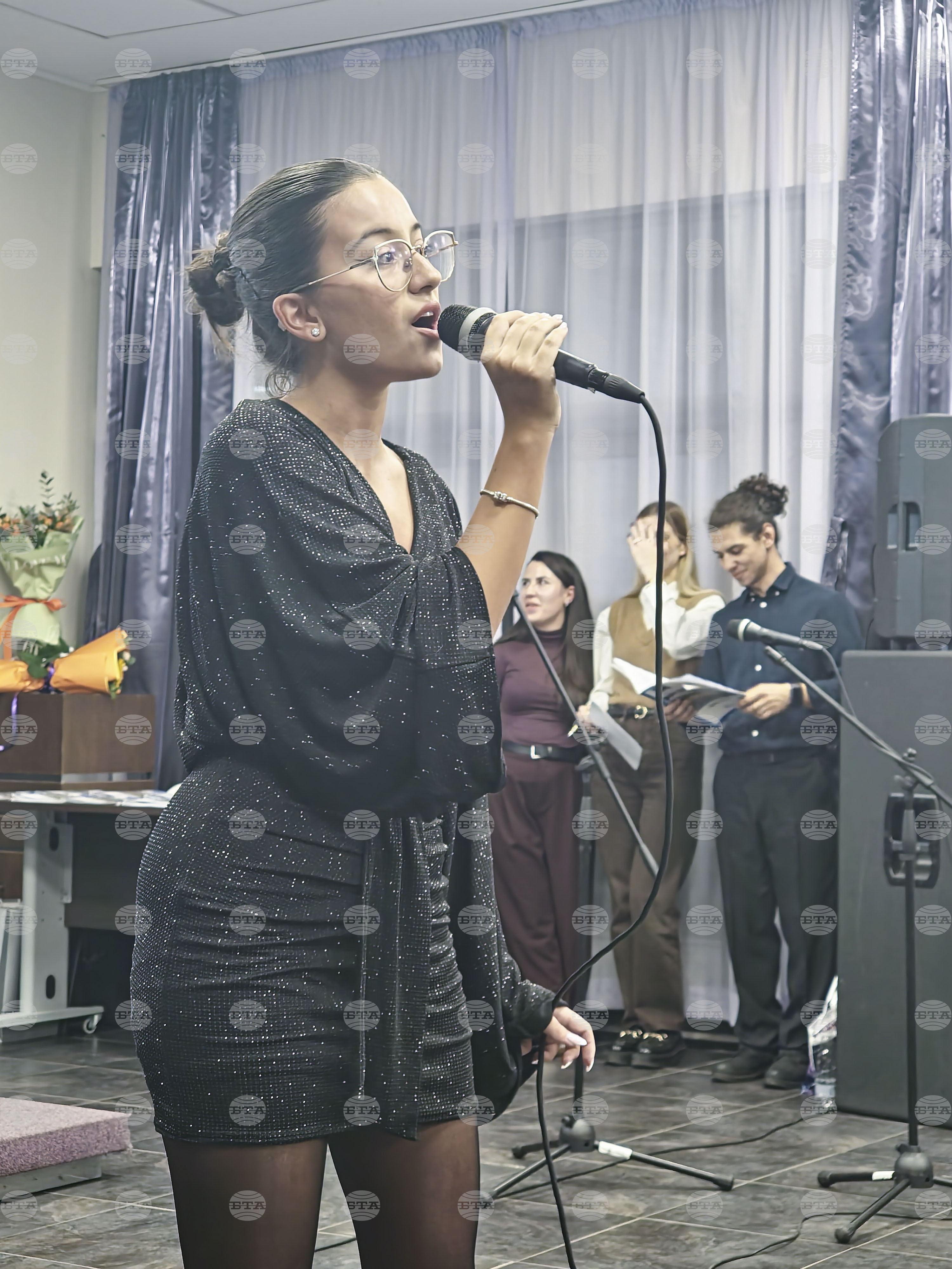 Бургас - списание - "Опознай ме" - представяне