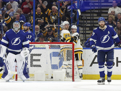 Penguins Lightning Hockey
