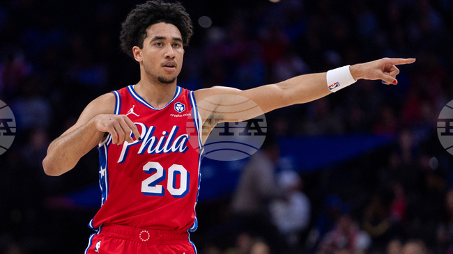 Филаделфия 76ърс удължи с година договора на гарда Джаред МакКейн