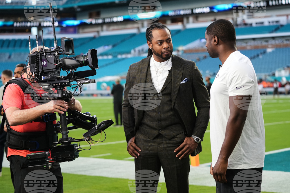 Ravens Dolphins Football