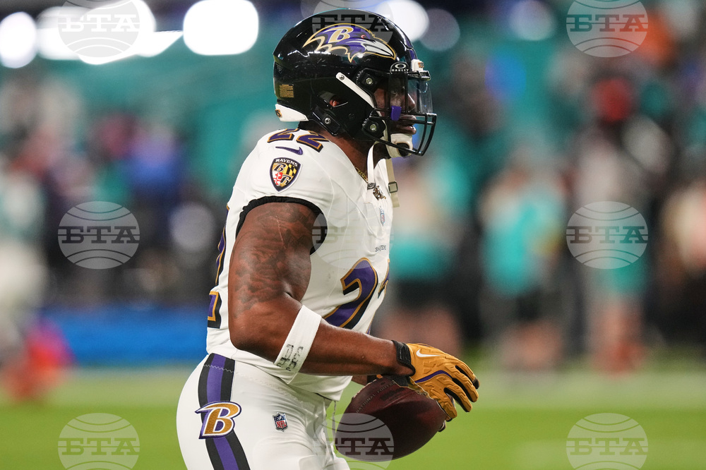 Ravens Dolphins Football