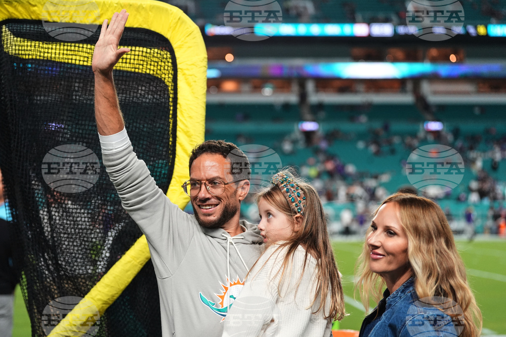 Ravens Dolphins Football