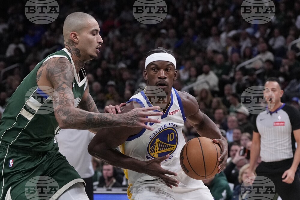 Warriors Bucks Basketball