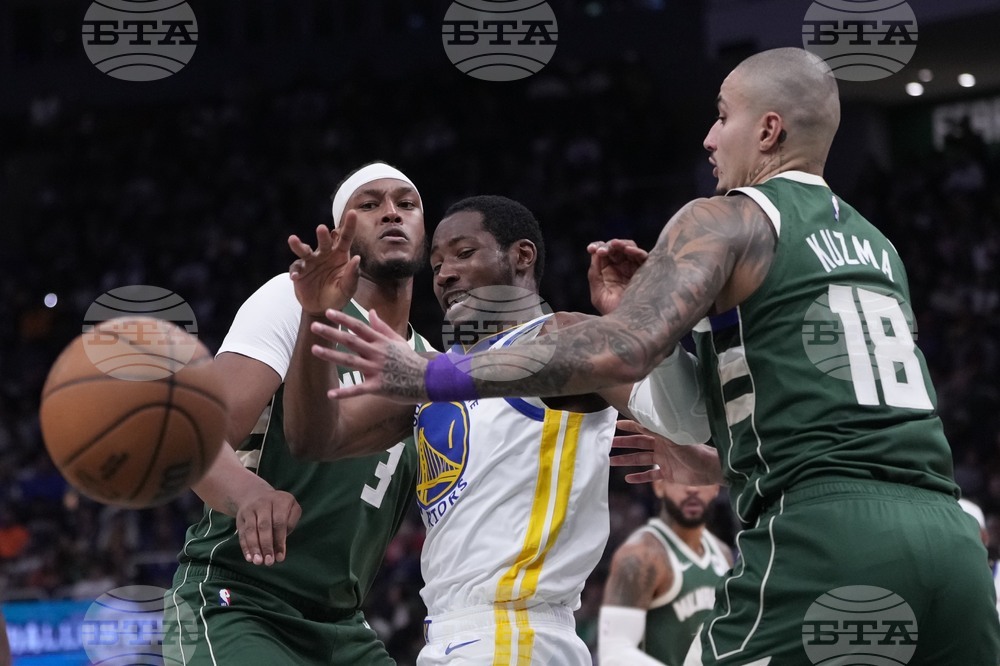 Warriors Bucks Basketball