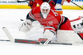 Islanders Hurricanes Hockey