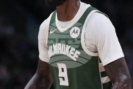 Warriors Bucks Basketball