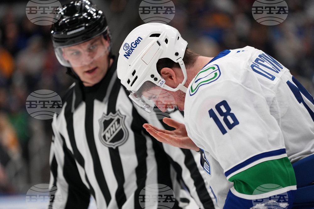 Canucks Blues Hockey