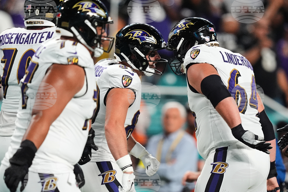 Ravens Dolphins Football