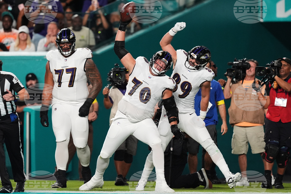 Ravens Dolphins Football