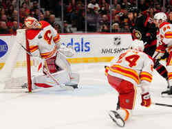 Flames Senators Hockey