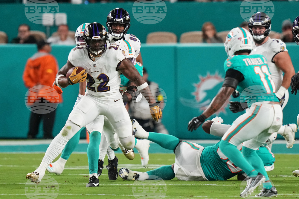 Ravens Dolphins Football