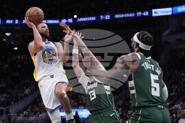 Warriors Bucks Basketball