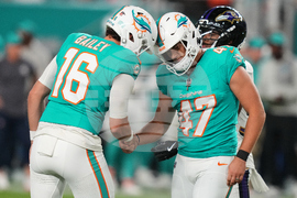 Ravens Dolphins Football