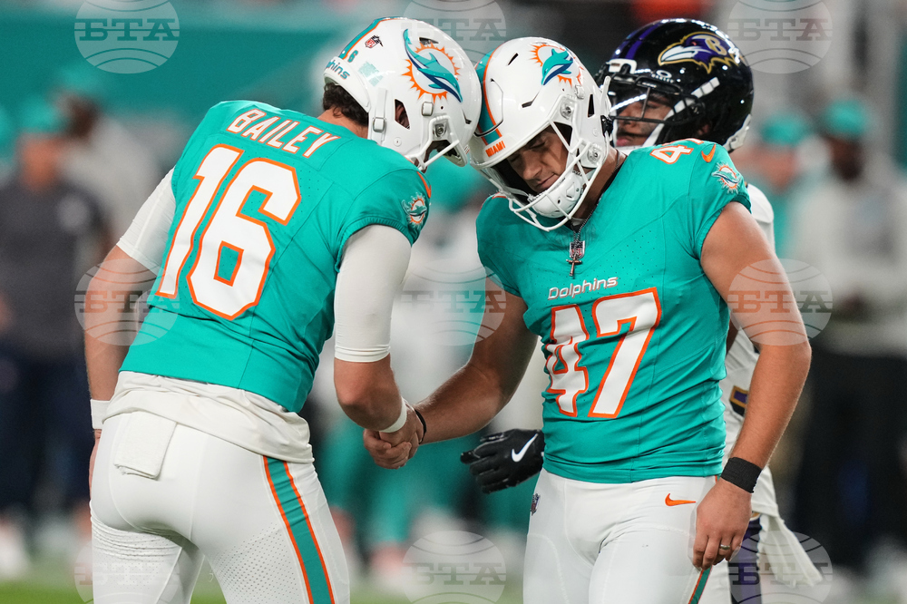 Ravens Dolphins Football