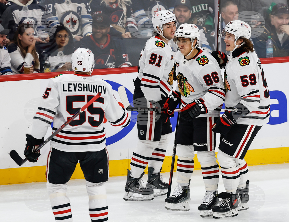 Blackhawks Jets Hockey