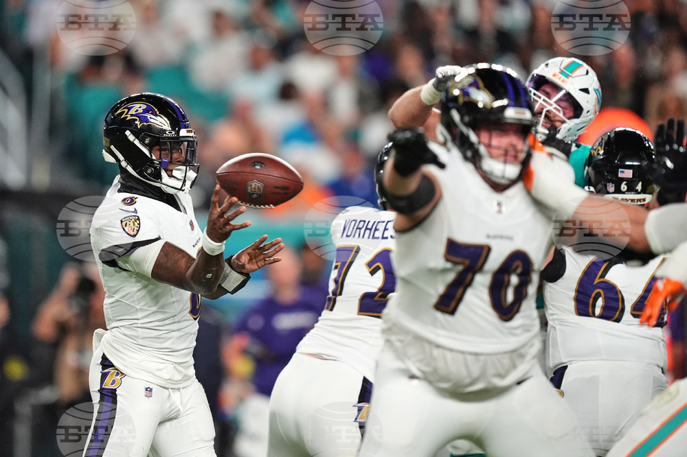 Ravens Dolphins Football