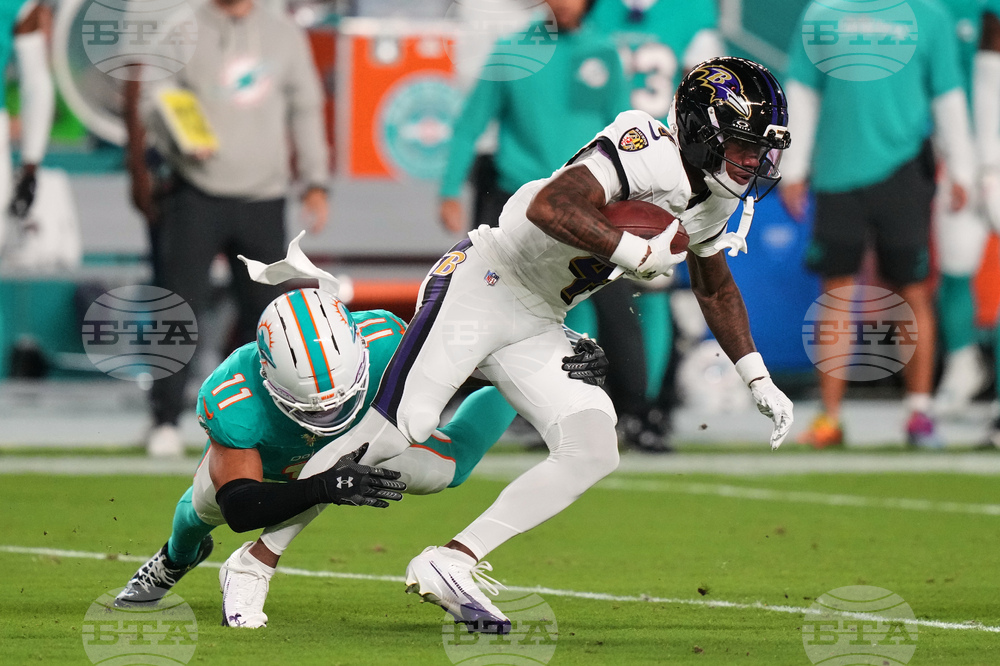 Ravens Dolphins Football