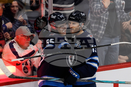 Blackhawks Jets Hockey