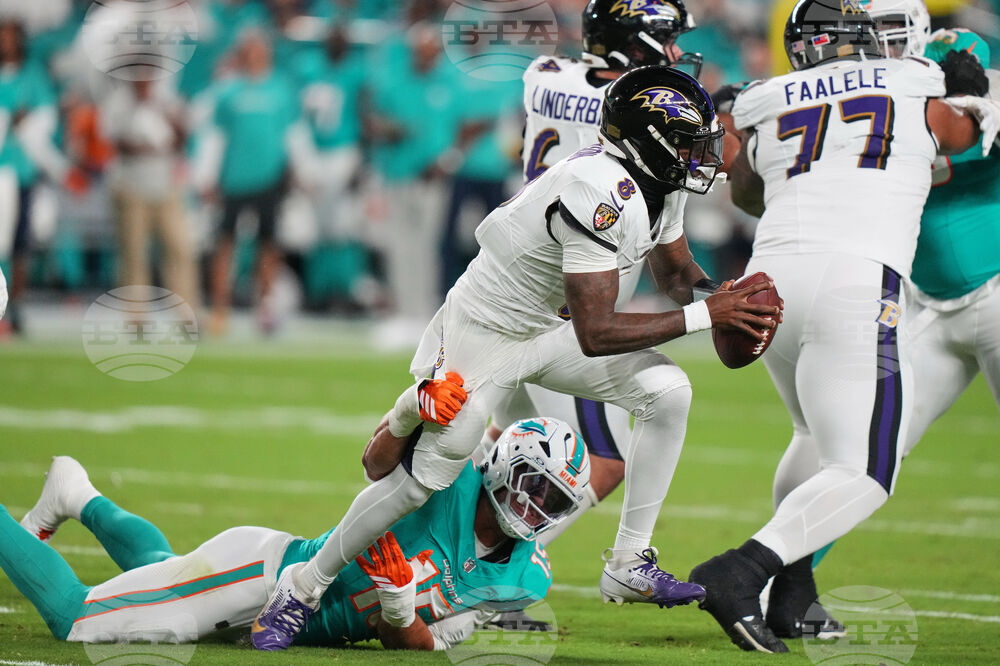 Ravens Dolphins Football