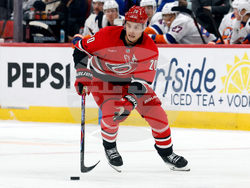 Islanders Hurricanes Hockey