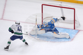 Canucks Blues Hockey