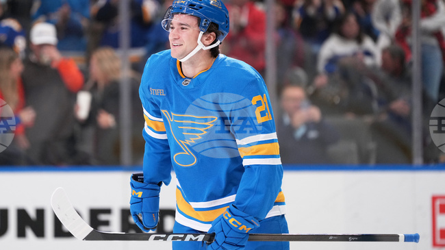 Сейнт Луис Блус изгуби двама хокеисти за дълъг период от време