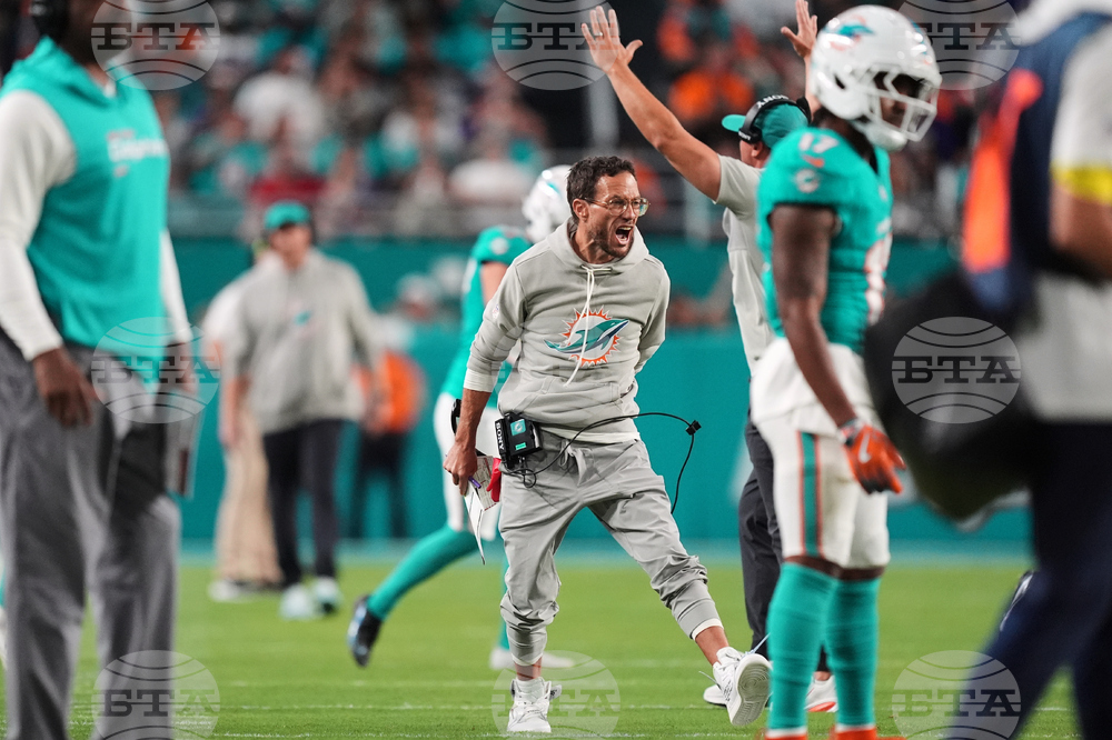 Ravens Dolphins Football