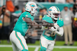 Ravens Dolphins Football