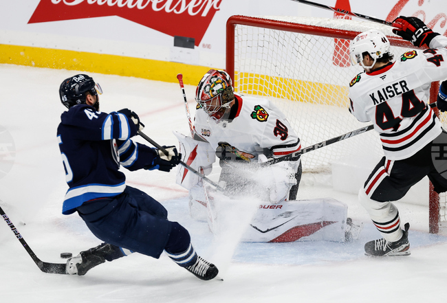 Blackhawks Jets hockey