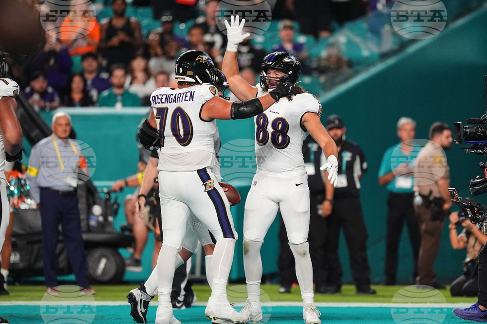 Ravens Dolphins Football