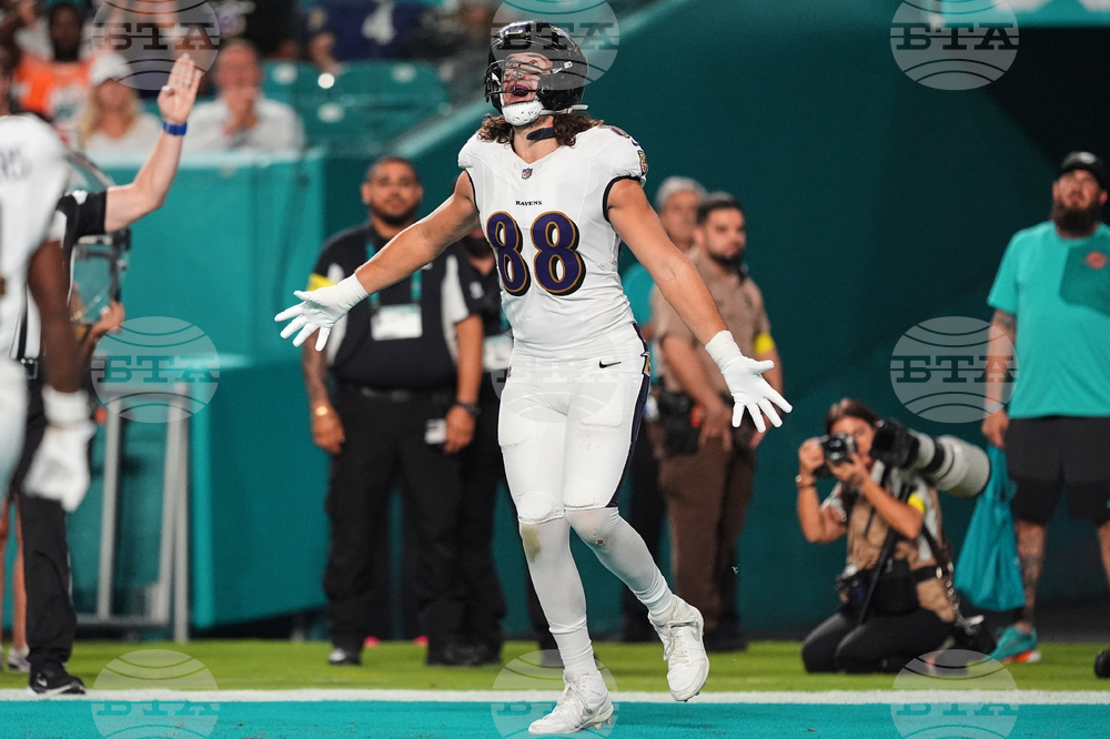 Ravens Dolphins Football