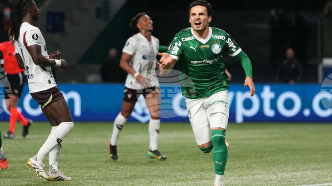 Палмейрас отстрани ЛДУ Кито след четири безответни гола в реванша и ще играе за трофея в Копа Либертадорес