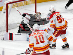 Flames Senators Hockey