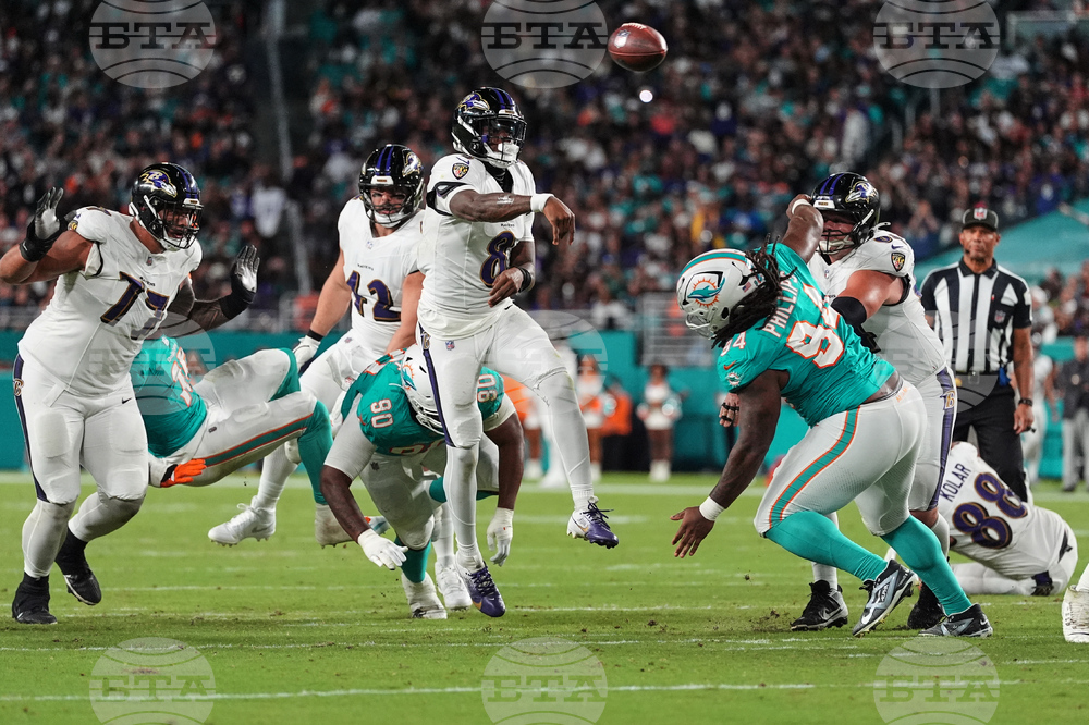 Ravens Dolphins Football
