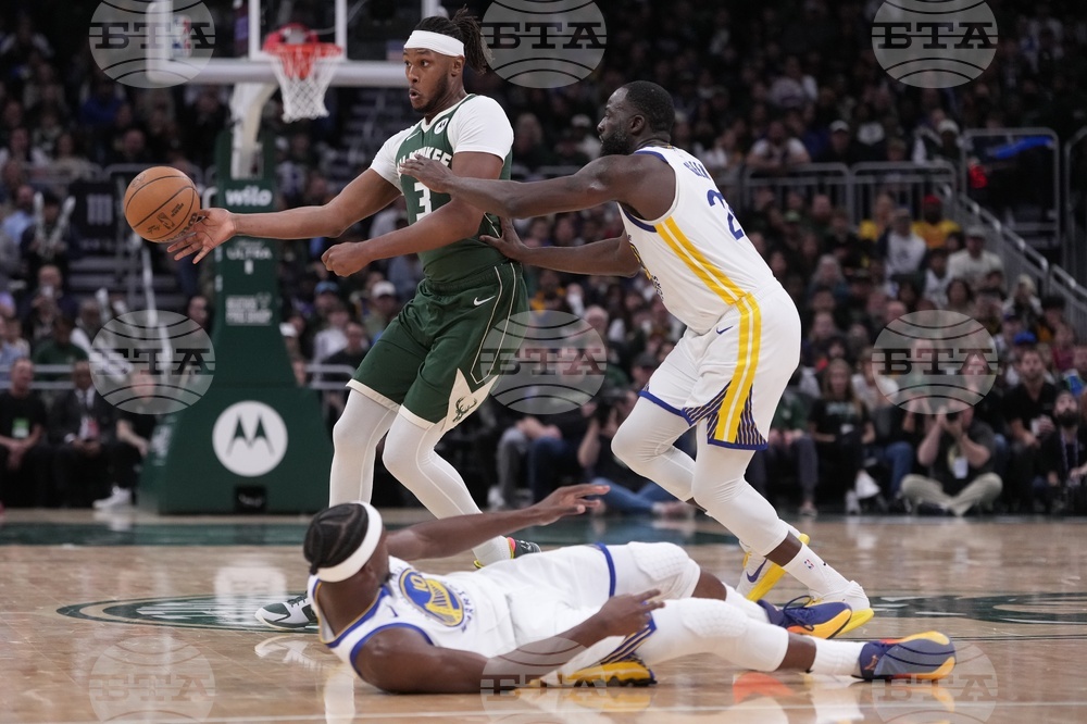 Warriors Bucks Basketball