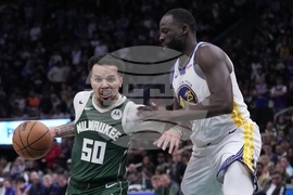 Warriors Bucks Basketball