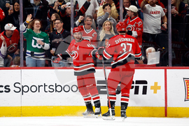 Islanders Hurricanes Hockey