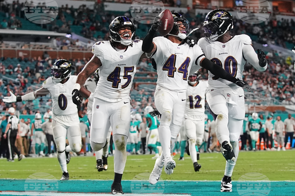 Ravens Dolphins Football